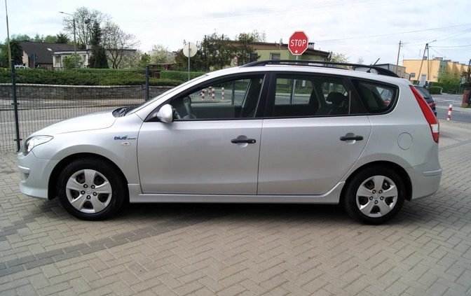 Hyundai I30 cena 21500 przebieg: 148000, rok produkcji 2011 z Syców małe 436